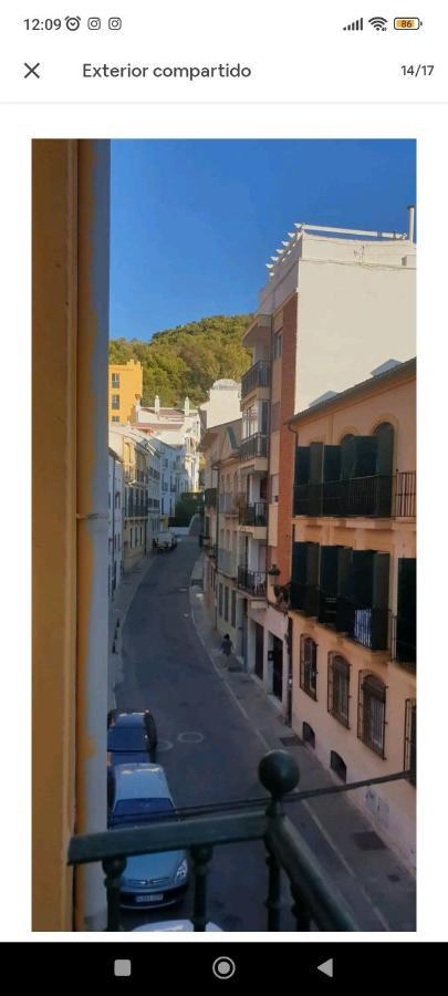Habitacion Privada, Apartamento Centro Malaga Cerca De La Playa Bagian luar foto